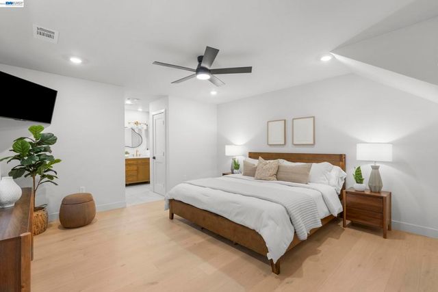 2464 Larkey Lane, Walnut Creek, CA 94597