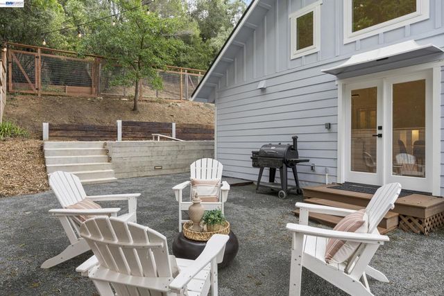 2464 Larkey Lane, Walnut Creek, CA 94597