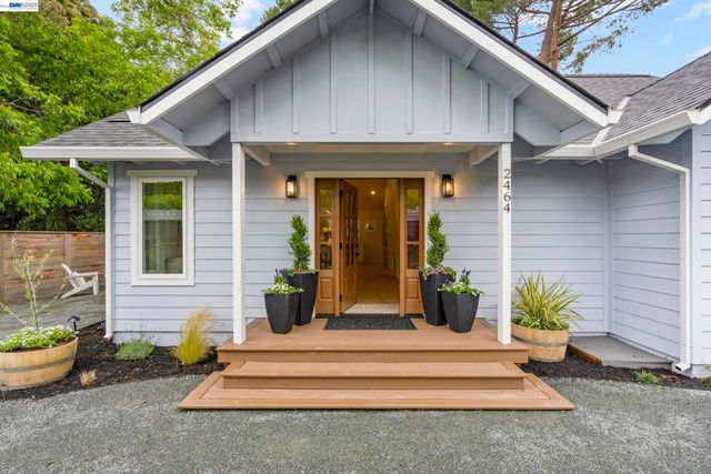 2464 Larkey Lane, Walnut Creek, CA 94597