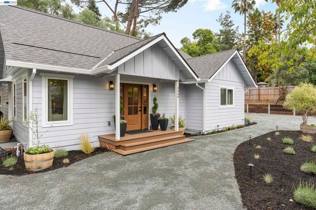 2464 Larkey Lane, Walnut Creek, CA 94597