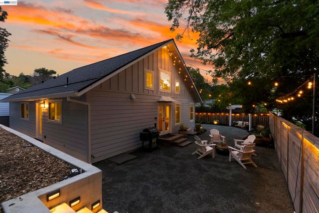 2464 Larkey Lane, Walnut Creek, CA 94597