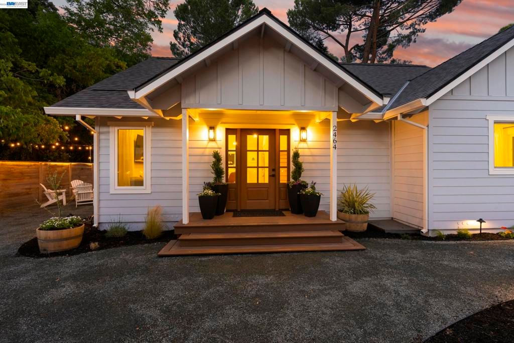 2464 Larkey Lane, Walnut Creek, CA 94597