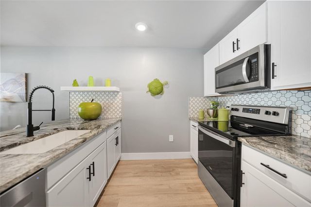 17500 ROBINSON AVENUE, Port Charlotte, FL 33948