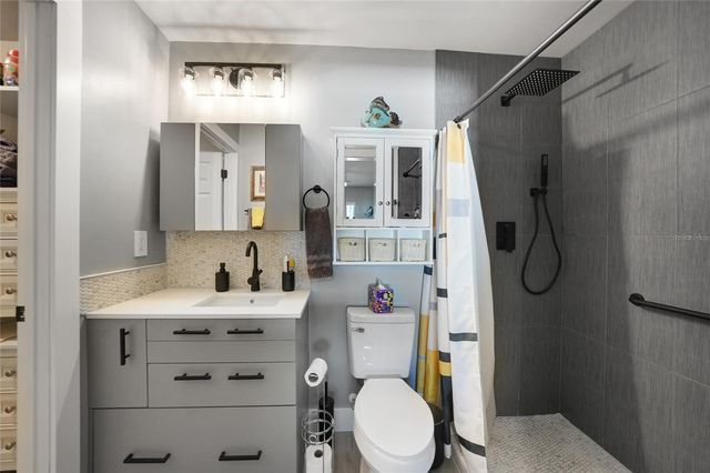 17500 ROBINSON AVENUE, Port Charlotte, FL 33948