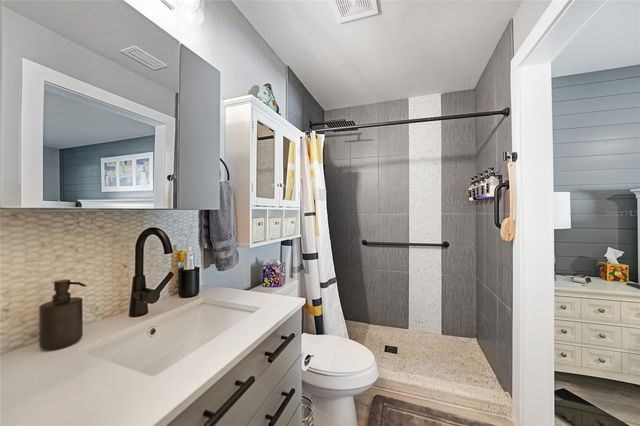 17500 ROBINSON AVENUE, Port Charlotte, FL 33948