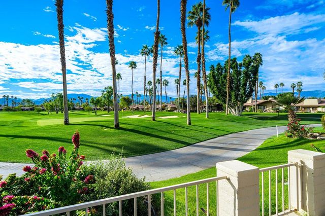 321 Bouquet Canyon Drive, Palm Desert, CA 92211