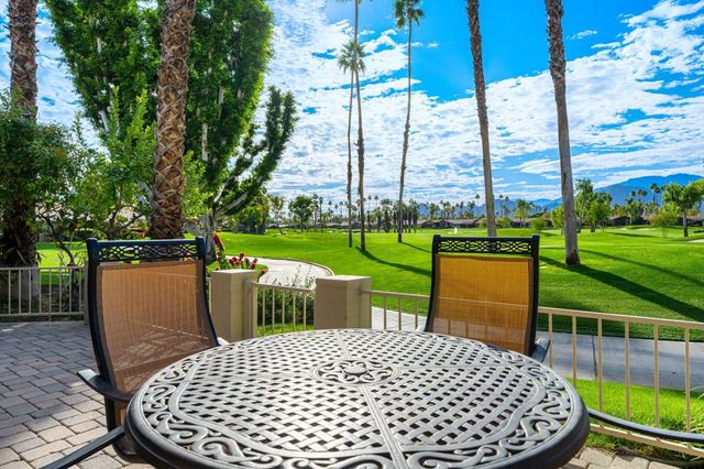 321 Bouquet Canyon Drive, Palm Desert, CA 92211