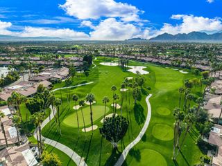 321 Bouquet Canyon Drive, Palm Desert, CA 92211