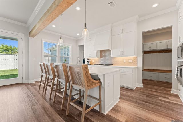 1109 Ambassador Ci, Zachary, LA 70791