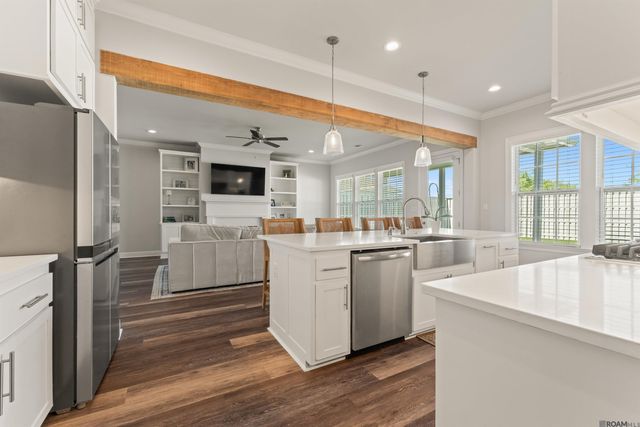 1109 Ambassador Ci, Zachary, LA 70791