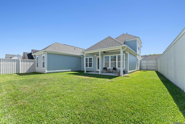 1109 Ambassador Ci, Zachary, LA 70791