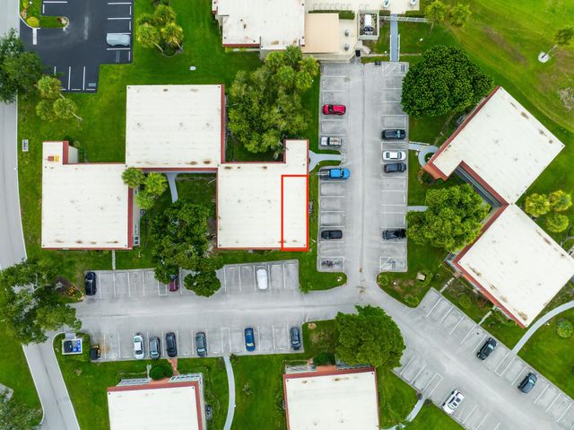 26 Pine Arbor Lane 207, Vero Beach, FL 32962