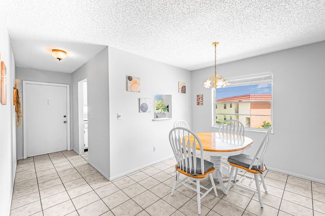 26 Pine Arbor Lane 207, Vero Beach, FL 32962