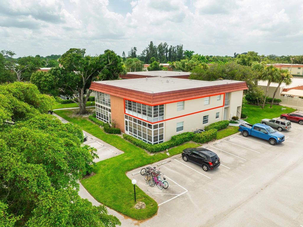 26 Pine Arbor Lane 207, Vero Beach, FL 32962