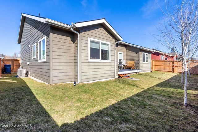 1619 Mosshart ST, Sandpoint, ID 83864