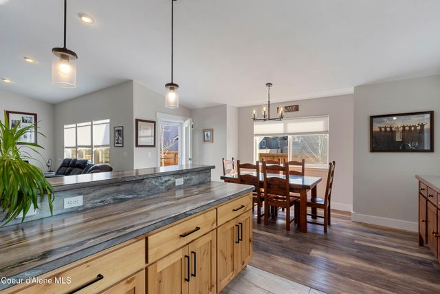 1619 Mosshart ST, Sandpoint, ID 83864