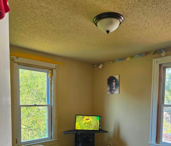 19235 LAMONT Street, Detroit, MI 48234