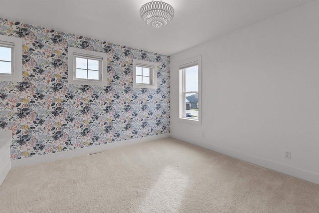 N8861 NOE ROAD, Menasha, WI 54952