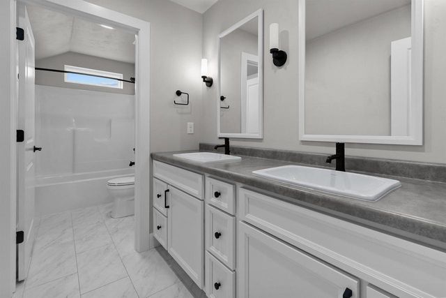 N8861 NOE ROAD, Menasha, WI 54952