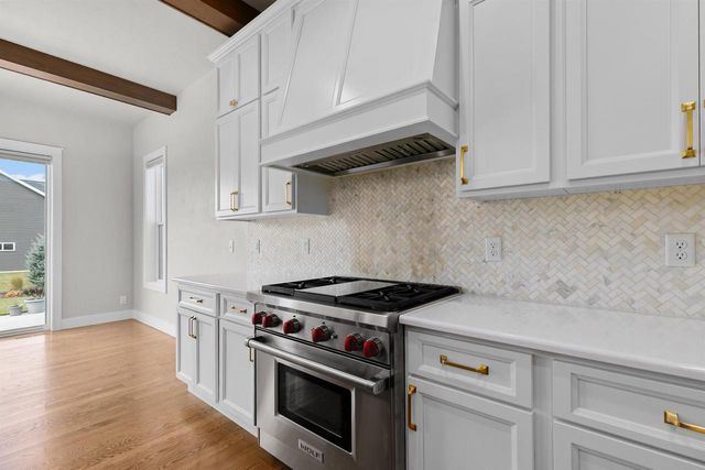 N8861 NOE ROAD, Menasha, WI 54952