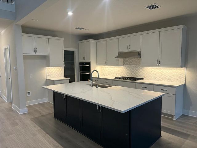 1929 Montella WAY, Leander, TX 78641