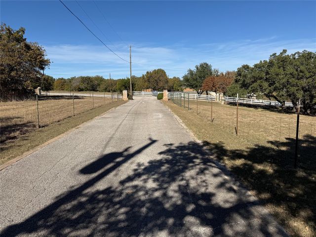 600 Joyce Street, Weatherford, TX 76085