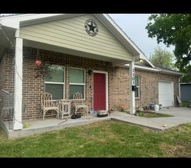 1101 11th 1/2 Street N, Texas City, TX 77590