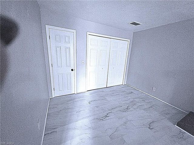 135 Powell Creek CIR, North Fort Myers, FL 33917