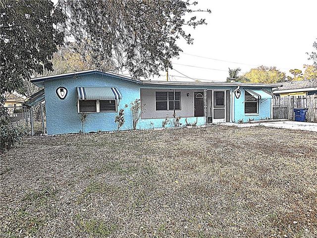 135 Powell Creek CIR, North Fort Myers, FL 33917