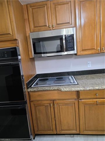 135 Powell Creek CIR, North Fort Myers, FL 33917