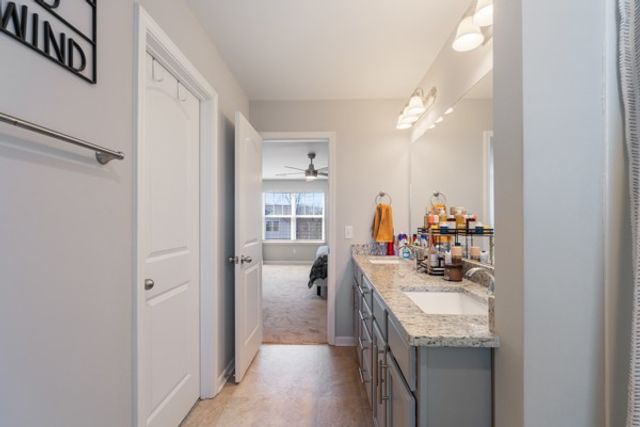 714 Monarchos Bnd, Burns, TN 37029