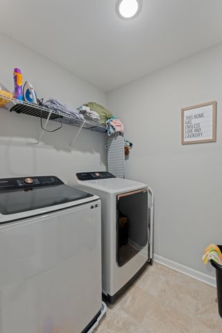 714 Monarchos Bnd, Burns, TN 37029