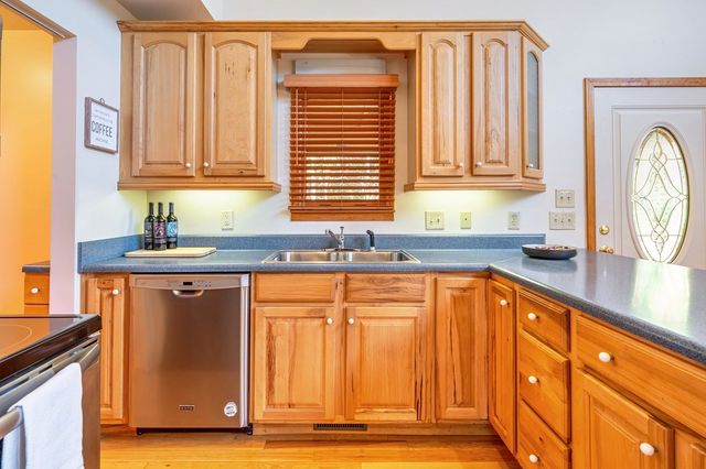 314 Ruby Ridge, Young Harris, GA 30582