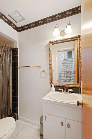 7 S Fairmont Ave, Lodi, CA 95240