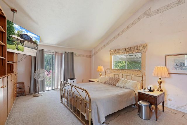 7 S Fairmont Ave, Lodi, CA 95240