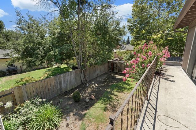7 S Fairmont Ave, Lodi, CA 95240