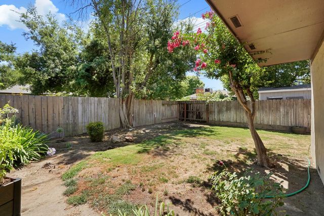 7 S Fairmont Ave, Lodi, CA 95240