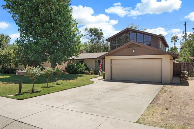 7 S Fairmont Ave, Lodi, CA 95240