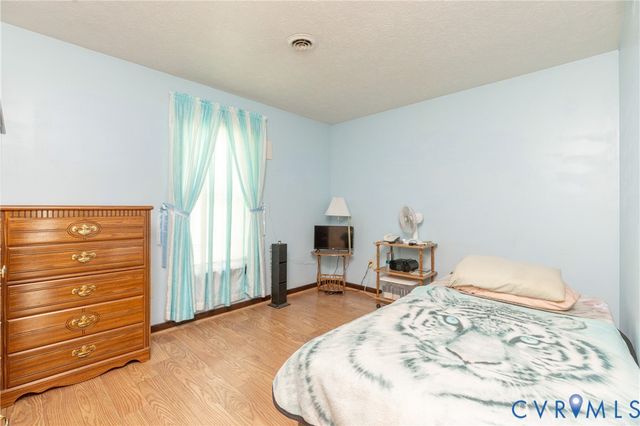 402 Renee Ct, Henrico, VA 23075