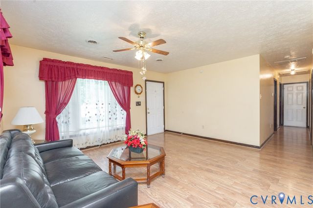 402 Renee Ct, Henrico, VA 23075