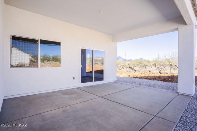 1825 Via Nueva Zelandia, Rio Rico, AZ 85648