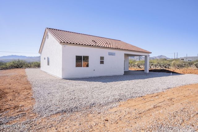 1825 Via Nueva Zelandia, Rio Rico, AZ 85648