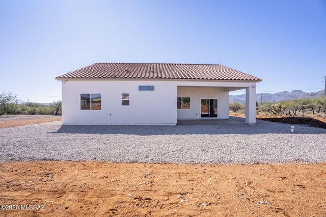 1825 Via Nueva Zelandia, Rio Rico, AZ 85648