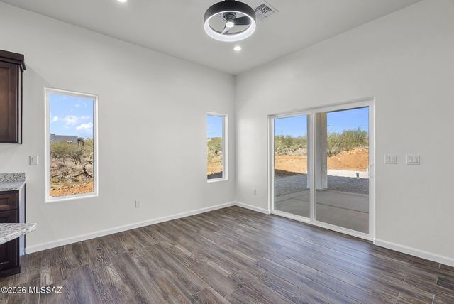 1825 Via Nueva Zelandia, Rio Rico, AZ 85648