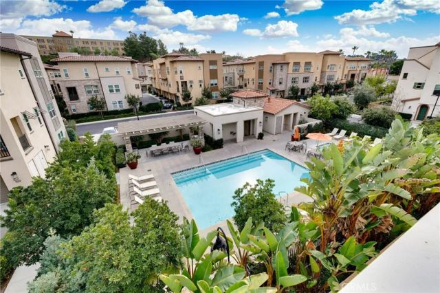 5 Hideaway, Mission Viejo, CA 92692