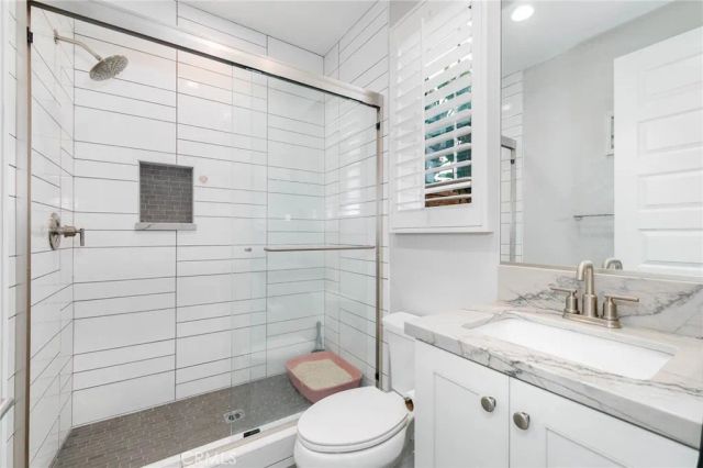 5 Hideaway, Mission Viejo, CA 92692
