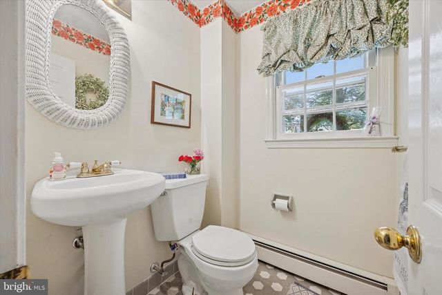 641 ANDOVER RD, Newtown Square, PA 19073