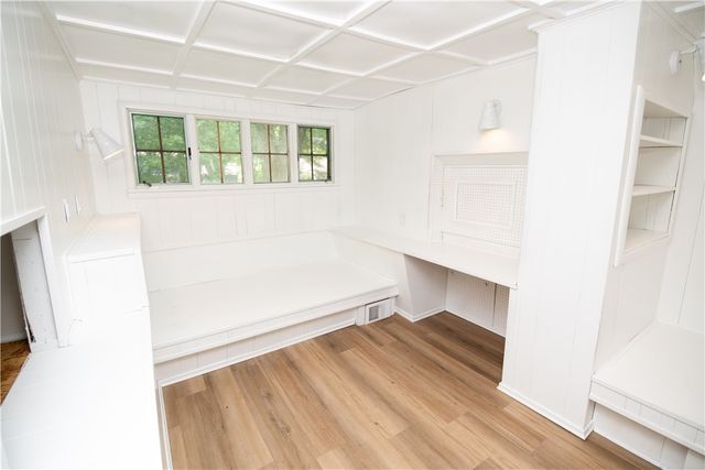 119 Oakridge Drive, Irondequoit, NY 14617