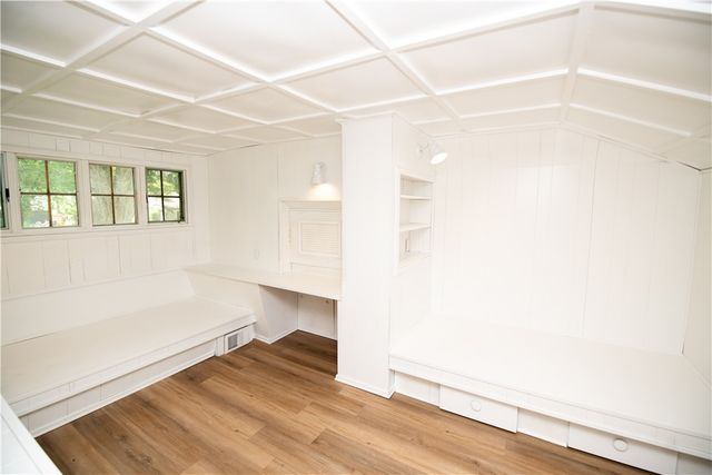 119 Oakridge Drive, Irondequoit, NY 14617