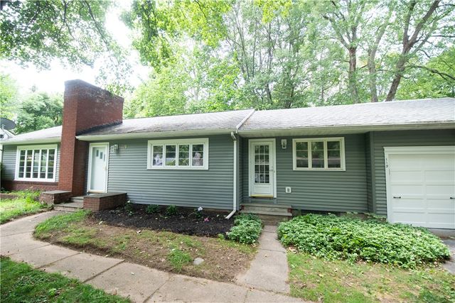 119 Oakridge Drive, Irondequoit, NY 14617